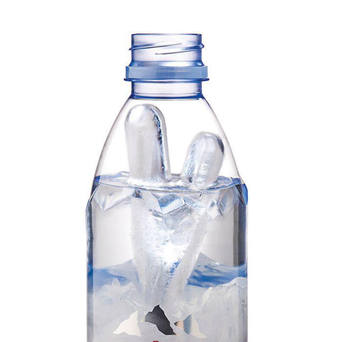Ice Stick Tray with Lid and Fill Door