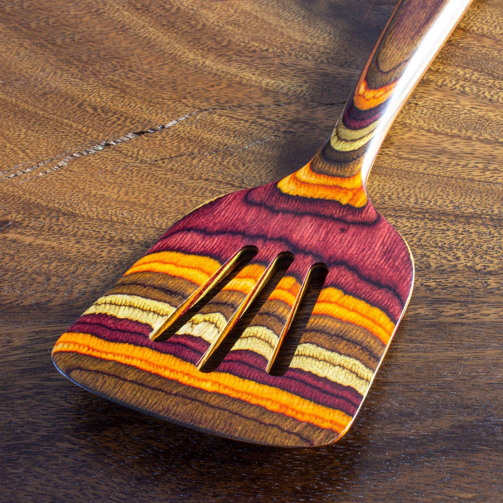 Baltique® Slotted Spatula | Poconos Collection