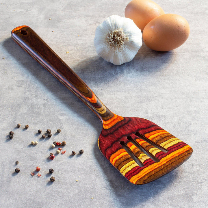 Baltique® Slotted Spatula | Poconos Collection