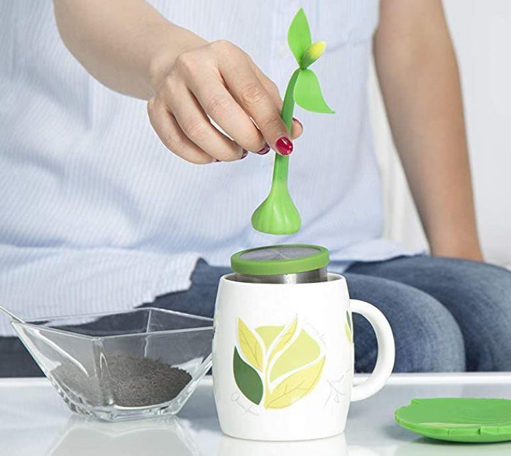 Charles Viancin Camellia Tea Magnet and Infuser