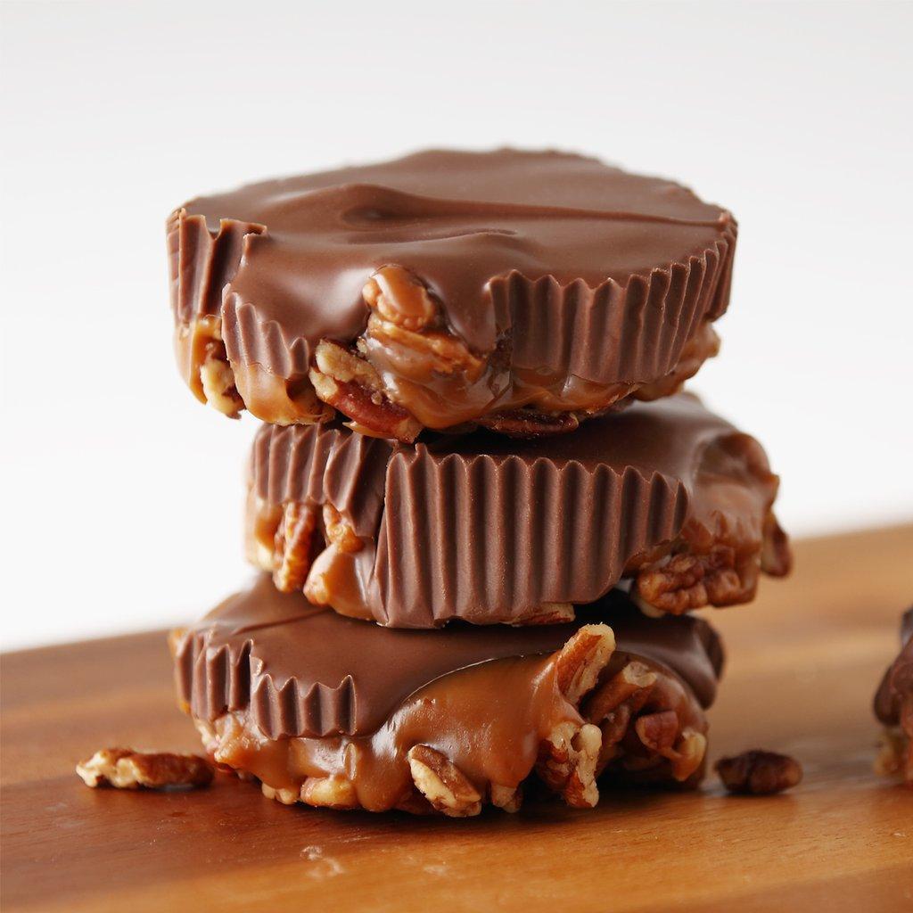 Giant Myrtle Chocolate Turtle
