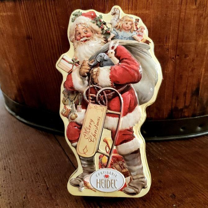 Heidel Fine Chocolate Praline Nostalgic Santa Tin