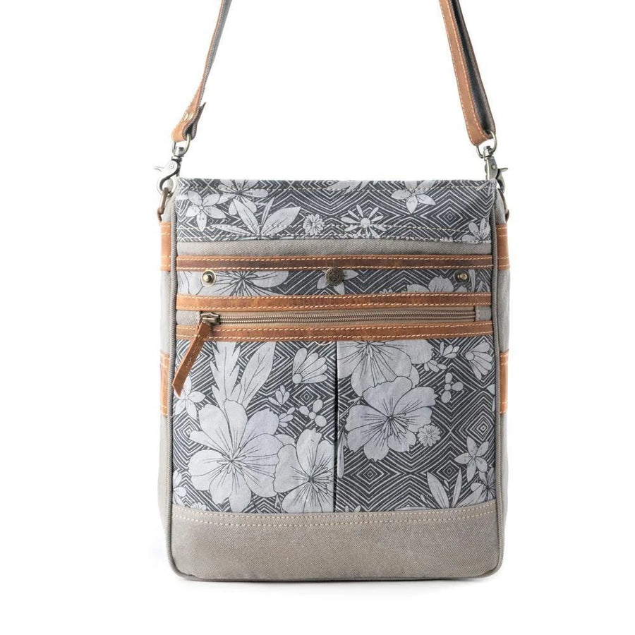 Carefree Days vintage shoulder bag for Women in sage with leather details Carefree Days vintage shoulder bag for Women in sage with leather details