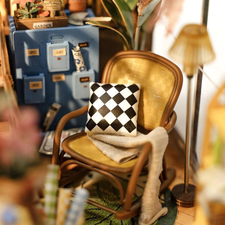 DIY Dollhouse Miniature Kit | Flower House