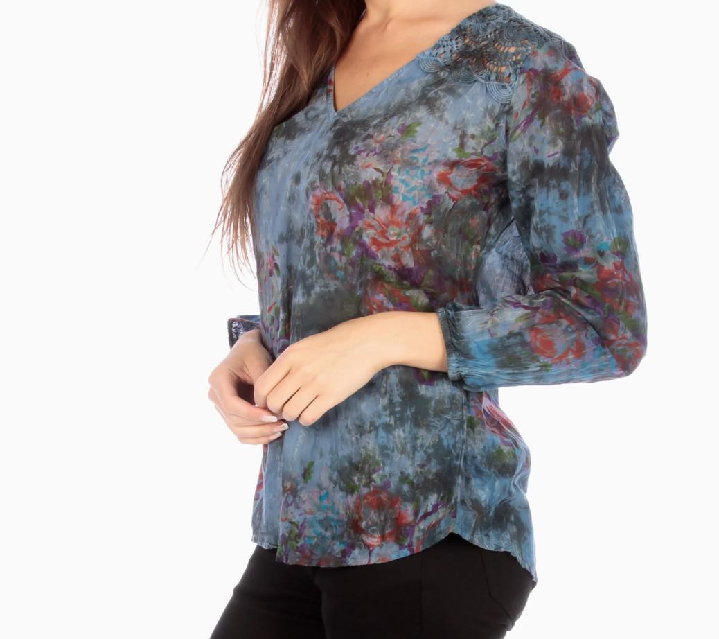 Floral Button-Down Blouse with Lace Appliqué – Vintage Wash Floral Button-Down Blouse with Lace Appliqué – Vintage Wash