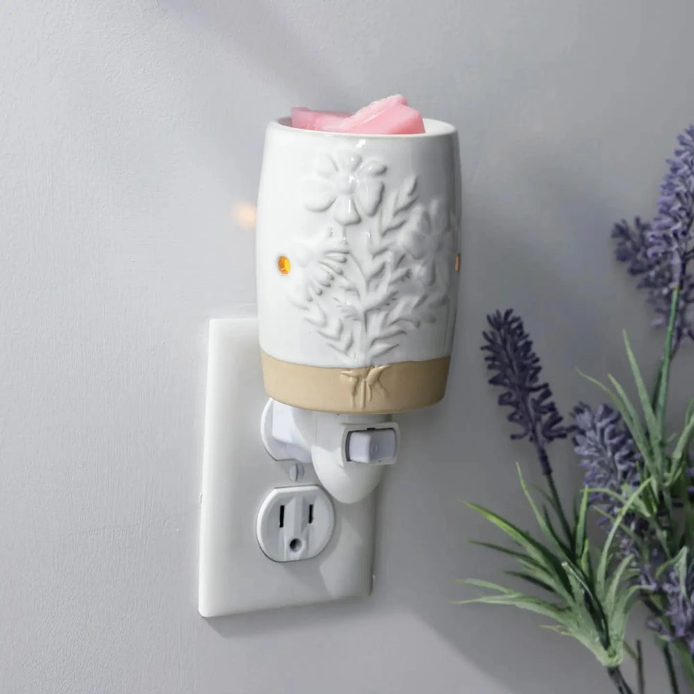 Garden Blooms Pluggable Fragrance Warmer Garden Blooms Pluggable Fragrance Warmer
