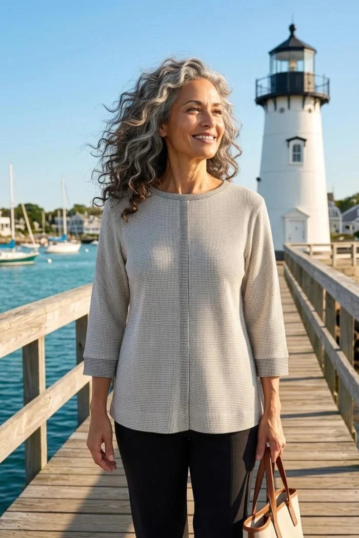 Habitat Clothing – Opposites Attract Seamed Top in Dove Habitat Clothing – Opposites Attract Seamed Top in Dove