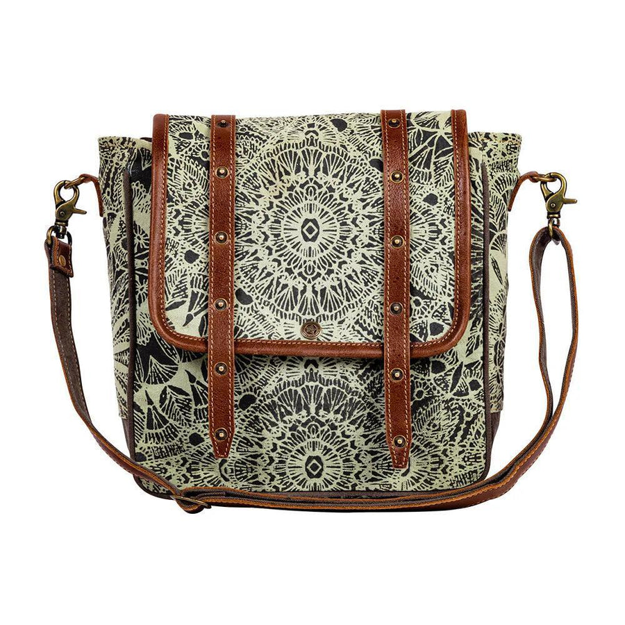 Le Medallion Shoulder Bag Le Medallion Shoulder Bag