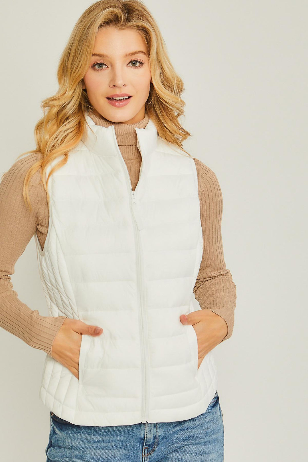 Lightweight Padded Puffer Vest w/ Pouch