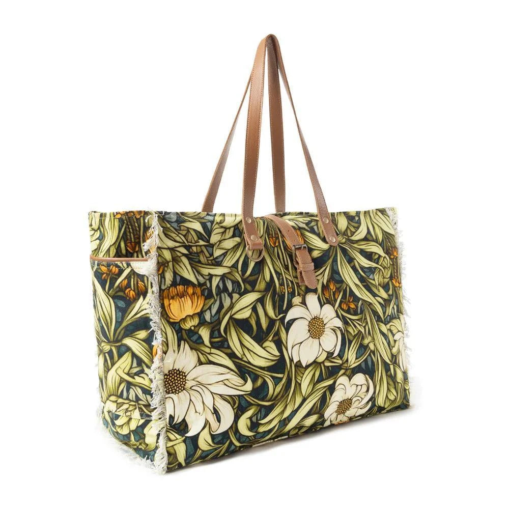 Lovely Florals Weekender Bag In Dark Green Lovely Florals Weekender Bag In Dark Green