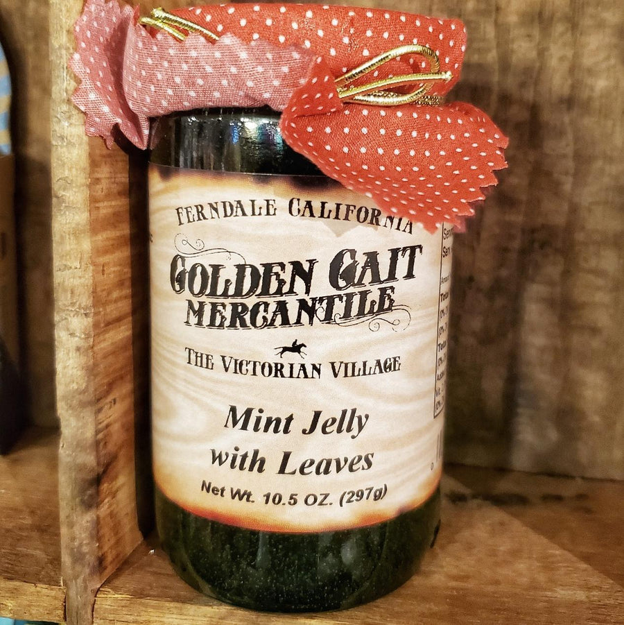 Mint Jelly with Leaves Mint Jelly with Leaves