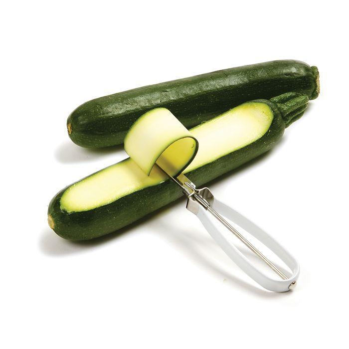 Peeler with Non Slip Handle Peeler with Non Slip Handle