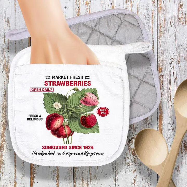 Pot Holder Oven Mitt | Farm Fresh Summer Strawberries