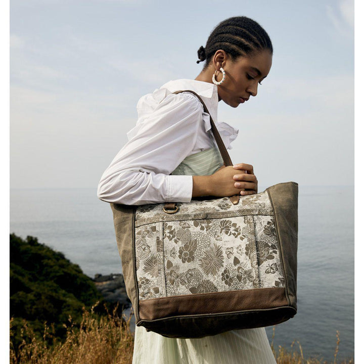 Quarencia Tote Bag Quarencia Tote Bag
