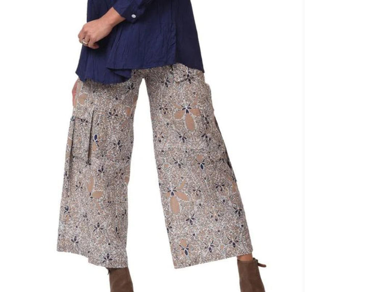 Tulip Clothing Calista Cargo Pant in Kumari Tulip Clothing Calista Cargo Pant in Kumari