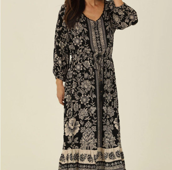 V Neck Maxi Dress With Long Sleeves