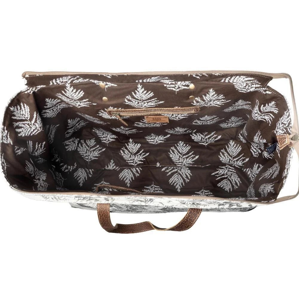 Wildfern Hide Western Weekender Bag for Women in ivory with hairon detail Wildfern Hide Western Weekender Bag for Women in ivory with hairon detail