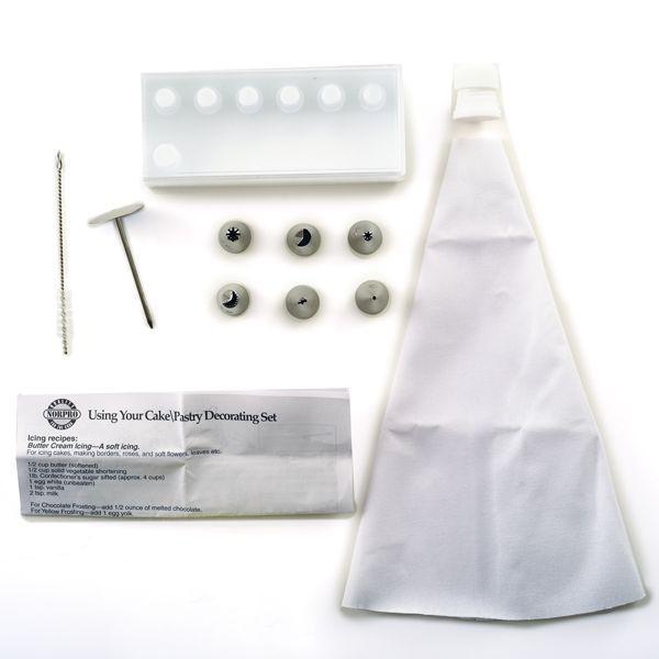 10 Piece Cake Decorating Icing Set