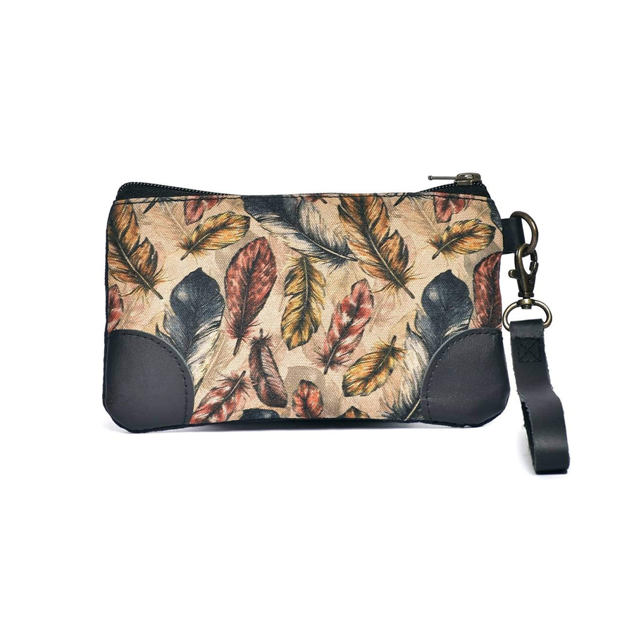 Cott N Curls Wristlet | Feathers Club