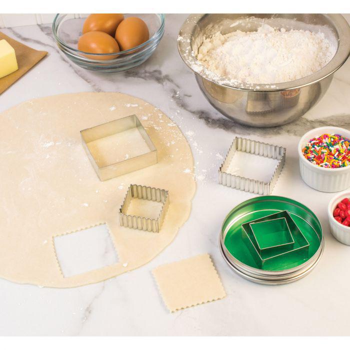 Crinkle Cookie Cutter Square Set of 5
