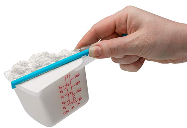 Levups Self-Leveling Measuring Cups by Dreamfarm