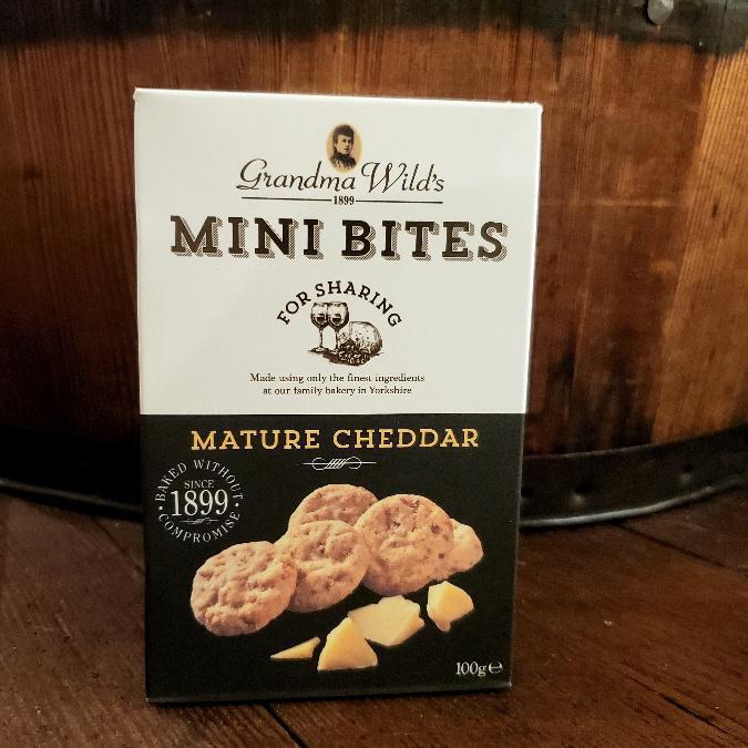 Oaty Biscuits for Cheese Mini Bites Mature Cheddar