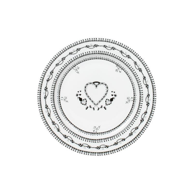 Miss Blackbirdy 6" Bread Plate | Heart Pattern