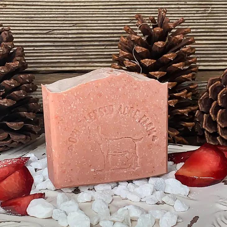 Moisturizing Goat Milk Soap | Sugar Plum