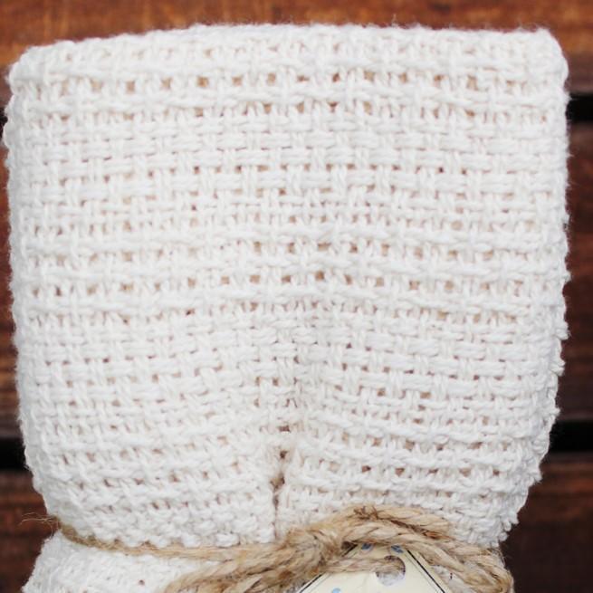 https://goldengaitmercantile.com/cdn/shop/products/natural-100-cotton-usa-made-woven-kitchen-towels-2-pack-15576326668353_1200x.jpg?v=1610920343