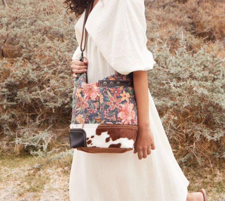 Silage Shoulder Bag