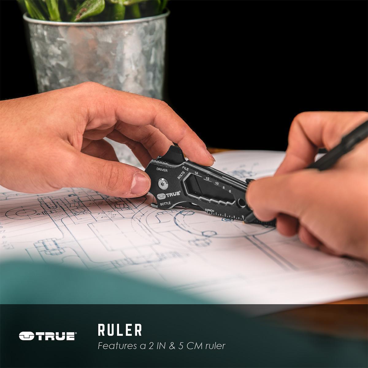 Smart Knife 15-in-1 Multi-Tool Wrapped Around a Pocket Knife