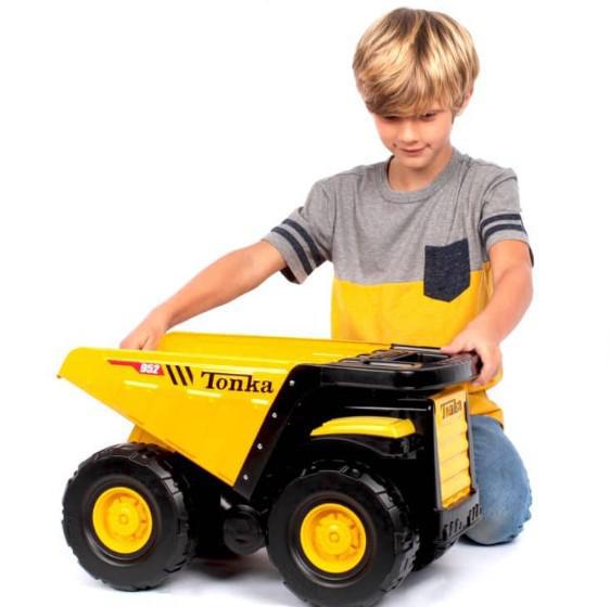 Tonka Steel Classics Toughest Mighty Dump Truck