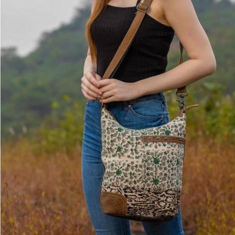 Unconventionally Etched Shoulder Bag