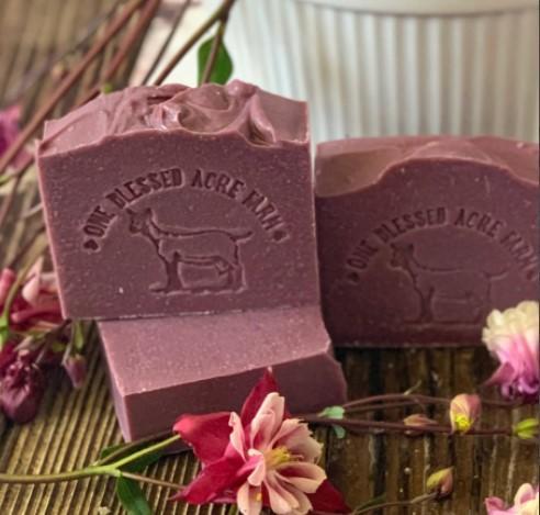 Vanilla Fig Moisturizing Goat Milk Soap