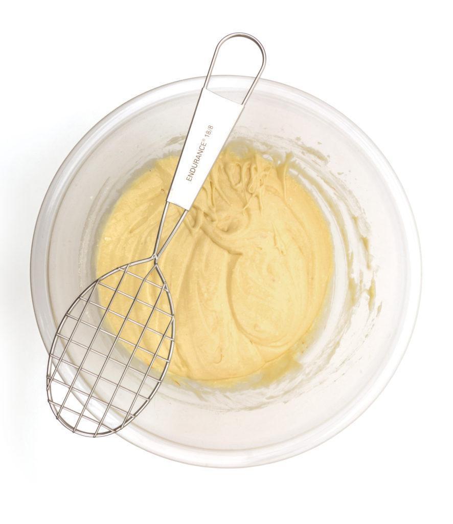 Vintage Cake Whip