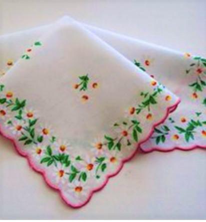 Vintage Inspired Floral Hanky | Fresh & Delicate White Daisy